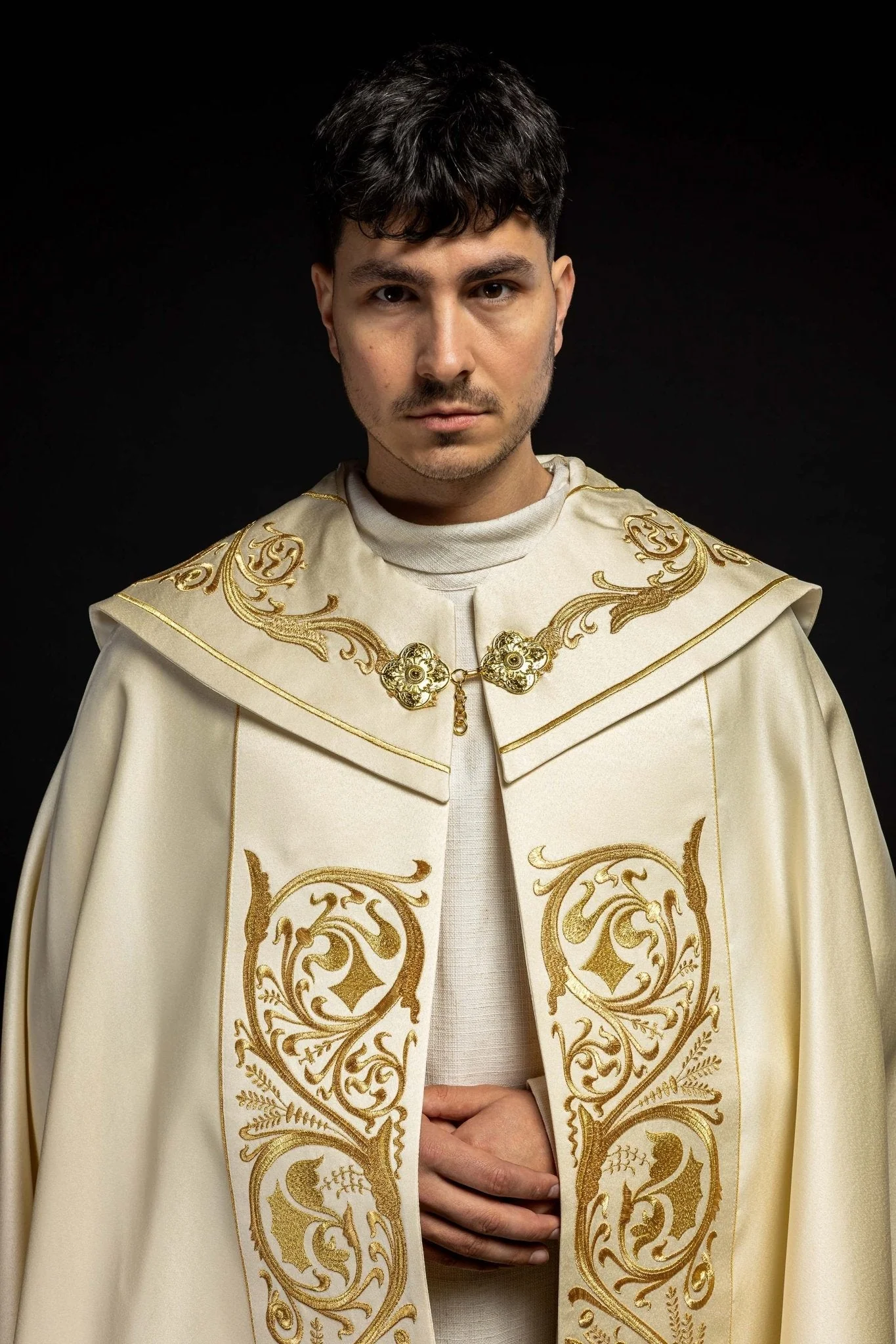 IHS embroidered ecru priest's cope - Image 5