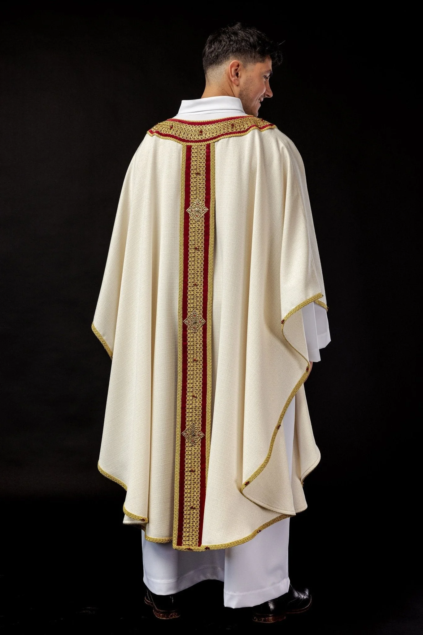 Ivory chasuble with red narrow orphrey Handmade 7001 - Image 6