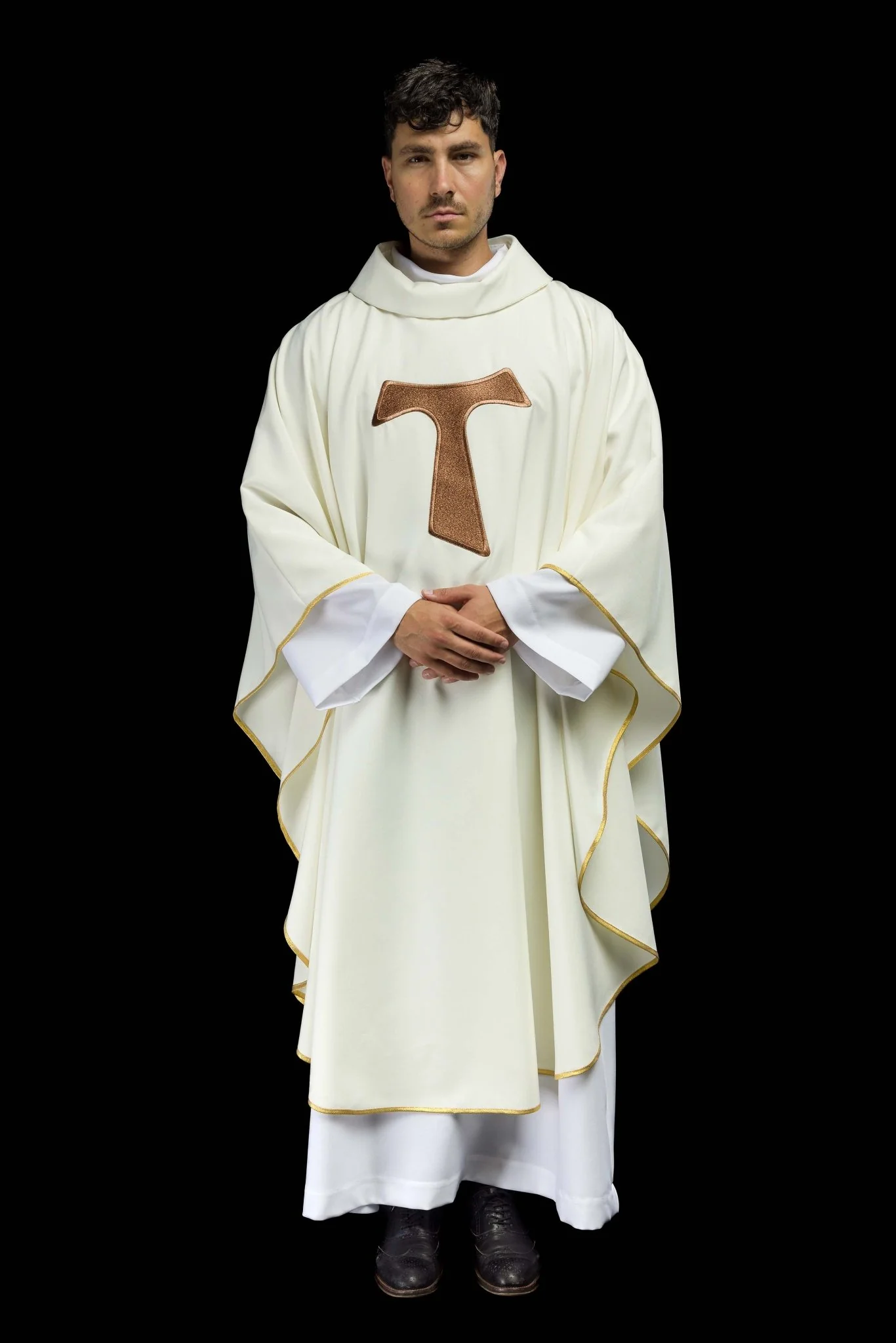 Liturgical chasuble with a Franciscan cross in ecru - Image 9