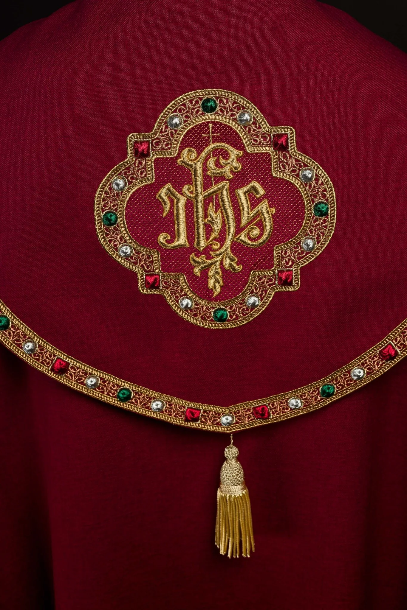 Liturgical cope in red finished with JHS embroidery - Image 6