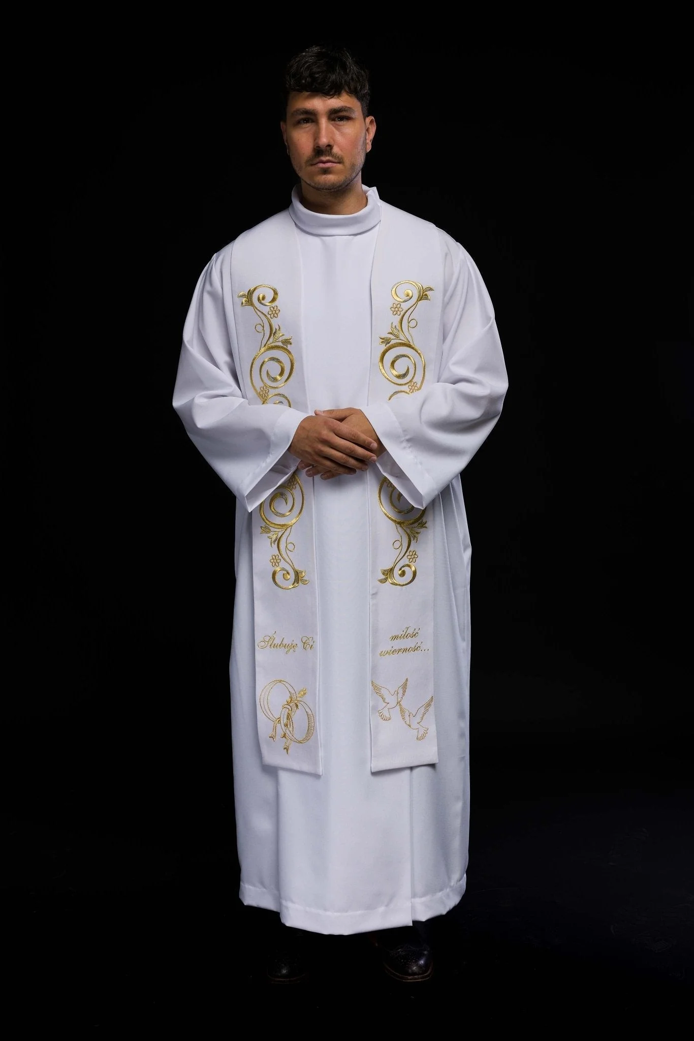 Long embroidered Wedding stole in white - Image 7