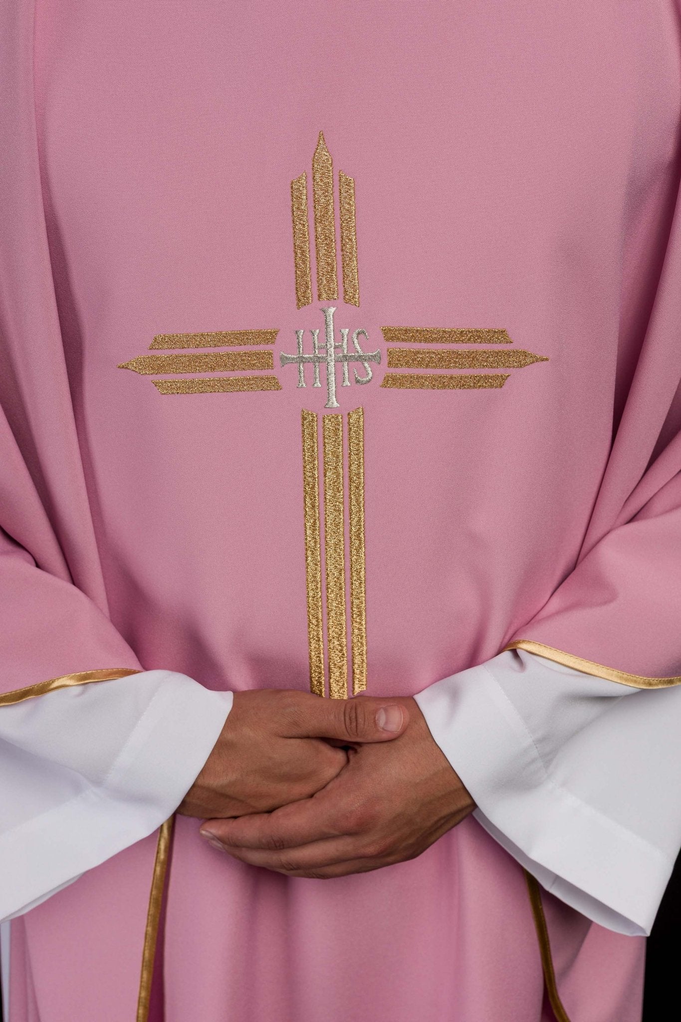 Pink chasuble embroidered with the symbol of Cross IHS - Image 3