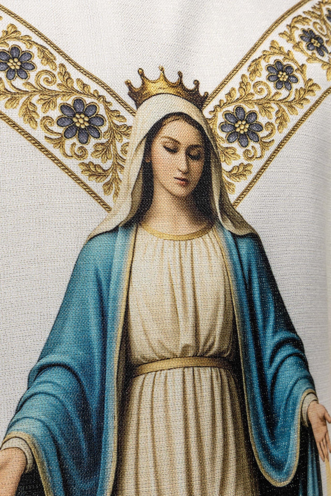 Printed chasuble with the image of the Immaculate Conception - Image 3