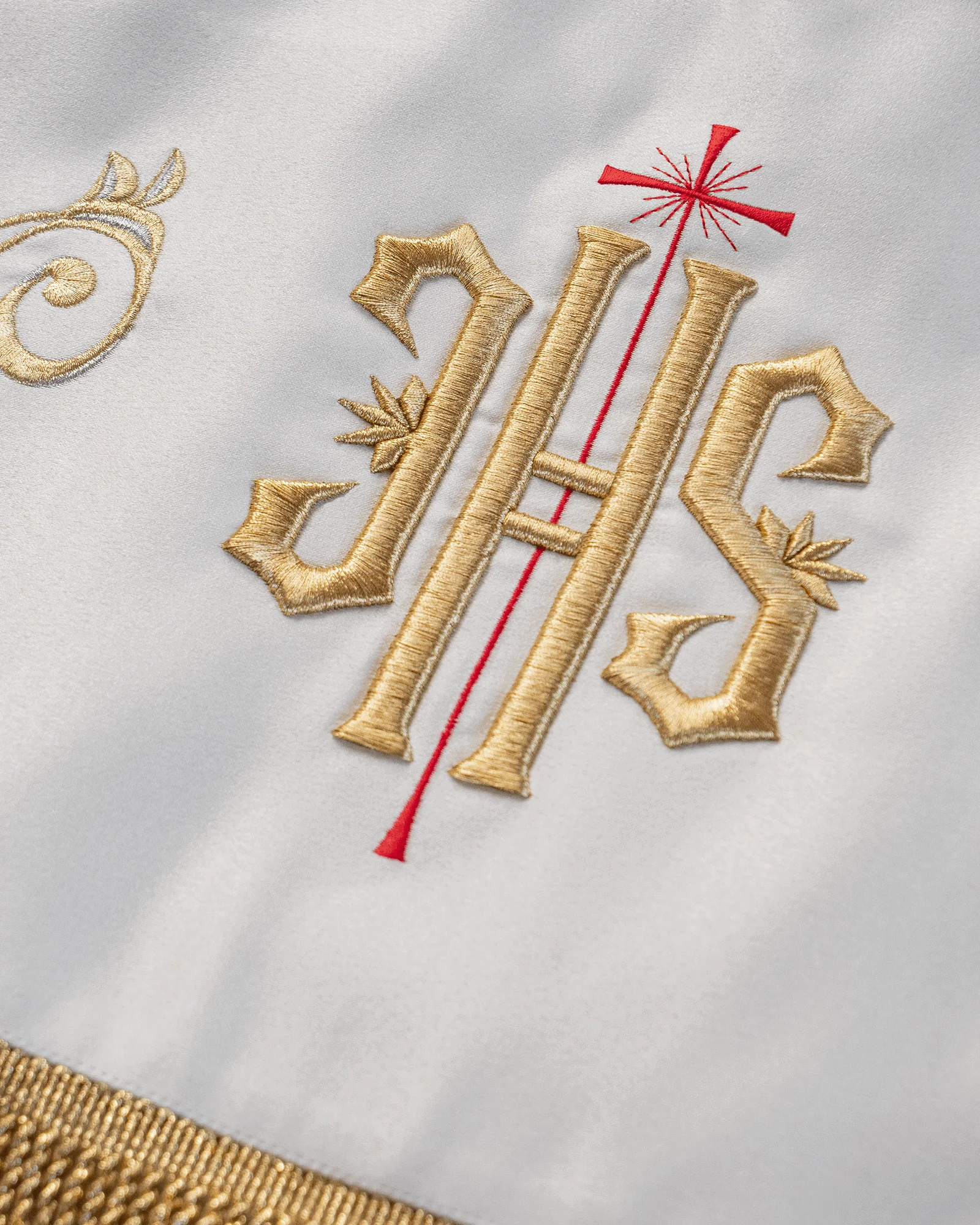 Processional Canopy for Corpus Christi Ecru Satin IHS Chalice 55 x 63 in - Image 3
