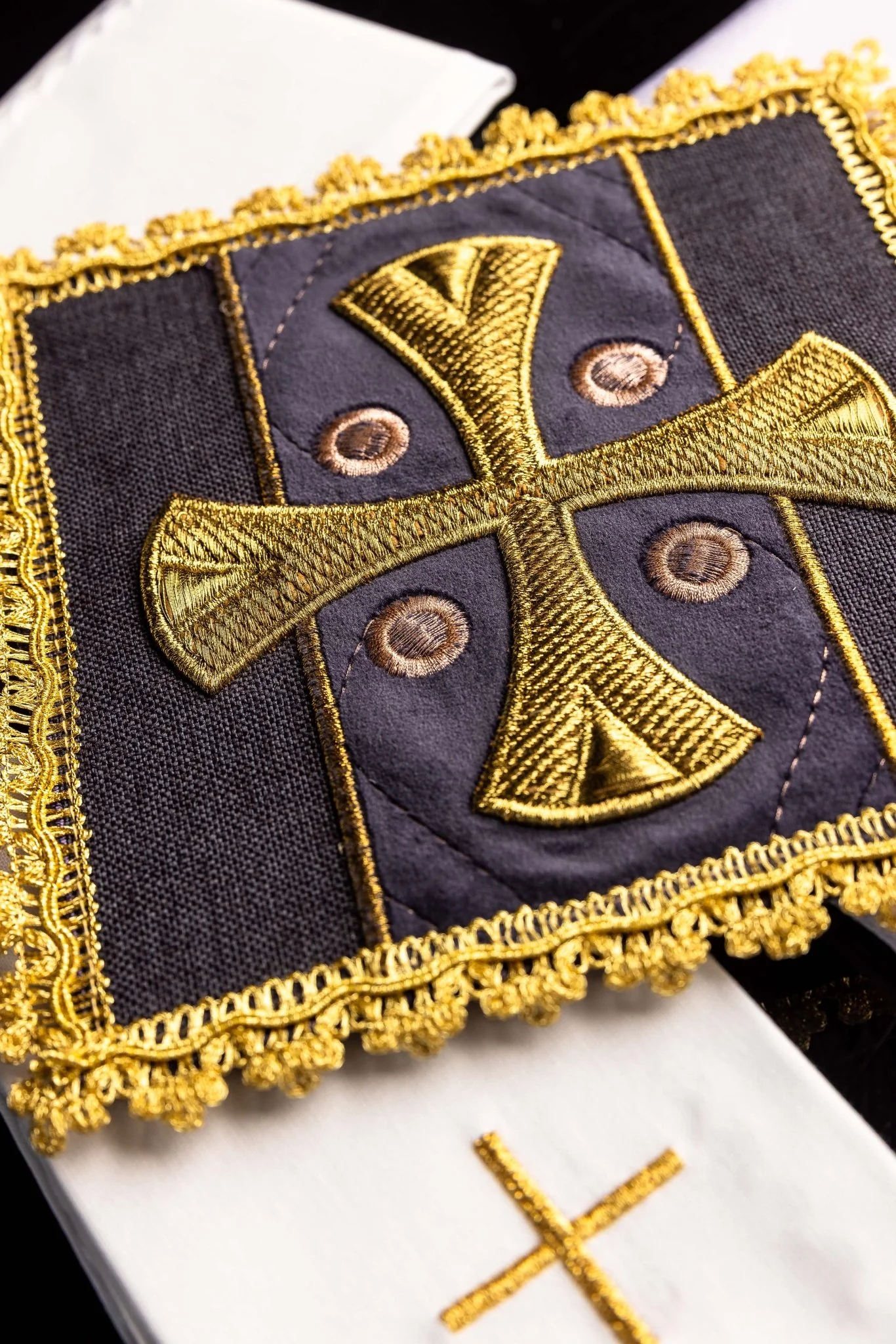 Purple Altar Linens embroidered on velvet - Image 4