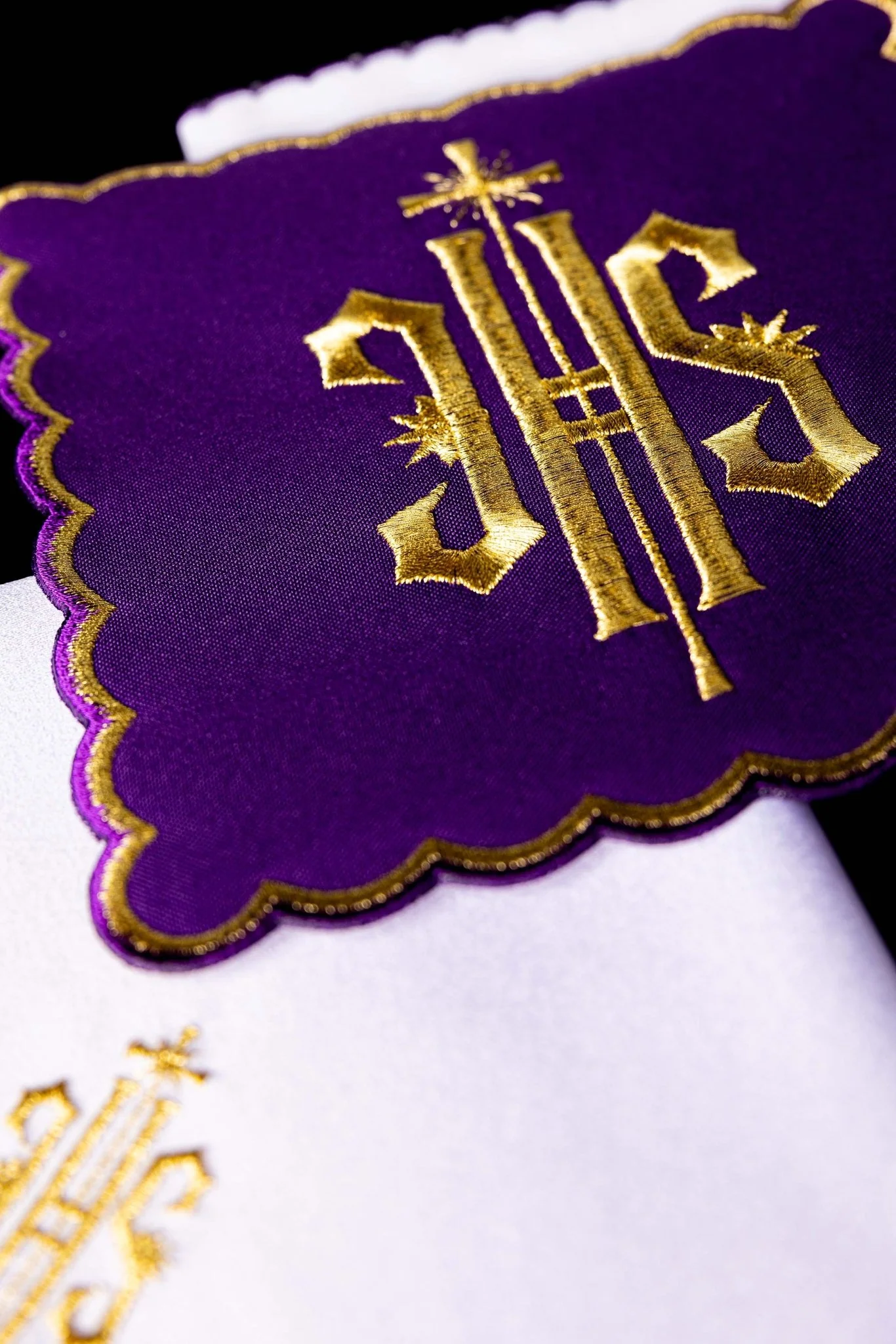 Purple chalice Linens in Purple with IHS emboroidery - Image 5