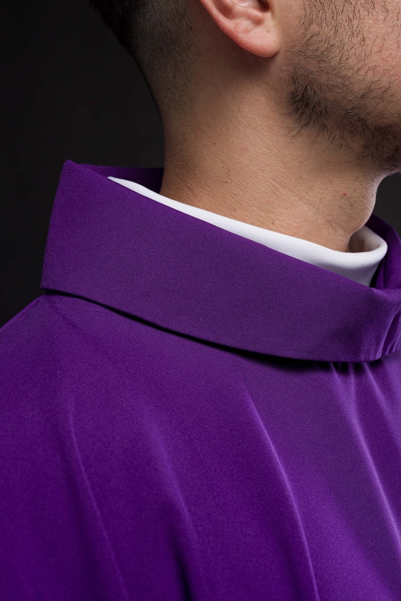 Purple chasuble with cross and alfa omega symbols - Image 6