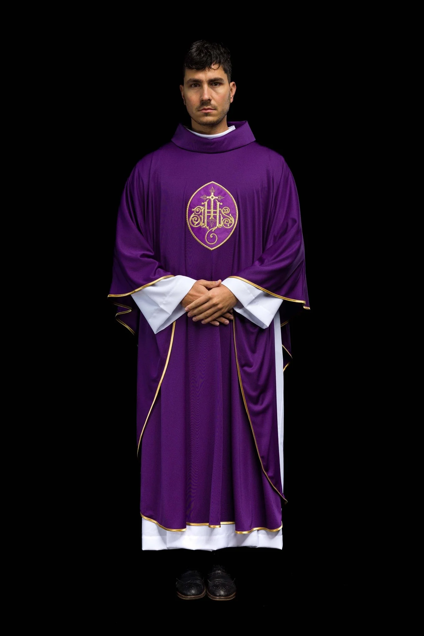 Purple chasuble with IHS made from sports fabric SACROLITE - Image 9
