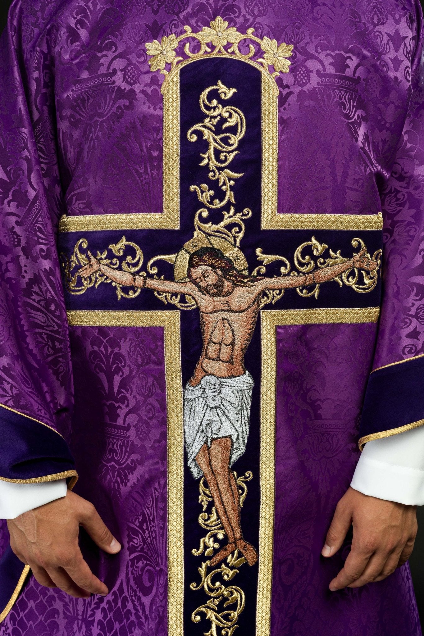 Purple chasuble with Jesus Christ on Cross embroidery - Image 3