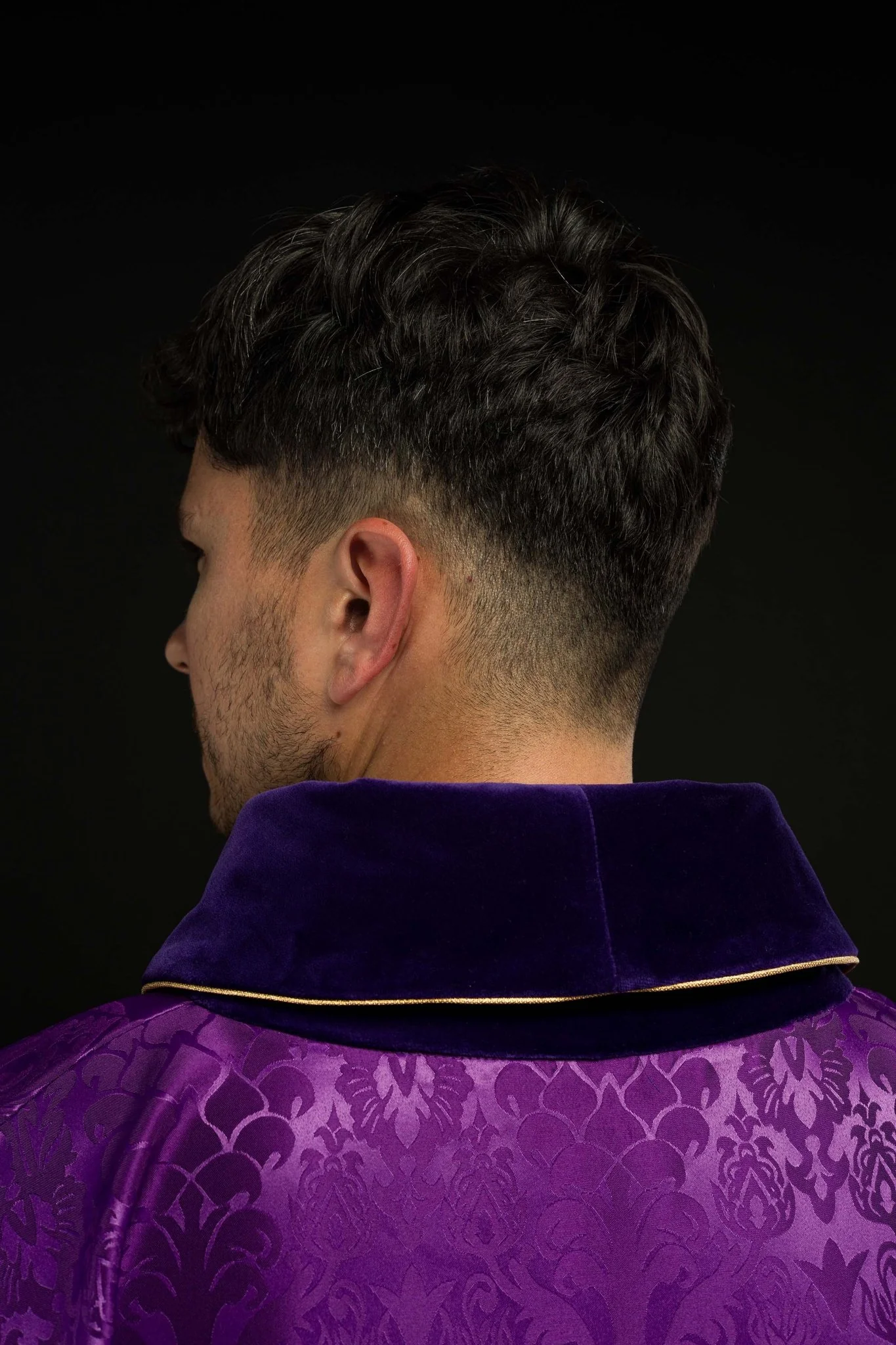 Purple chasuble with Jesus Christ on Cross embroidery - Image 6