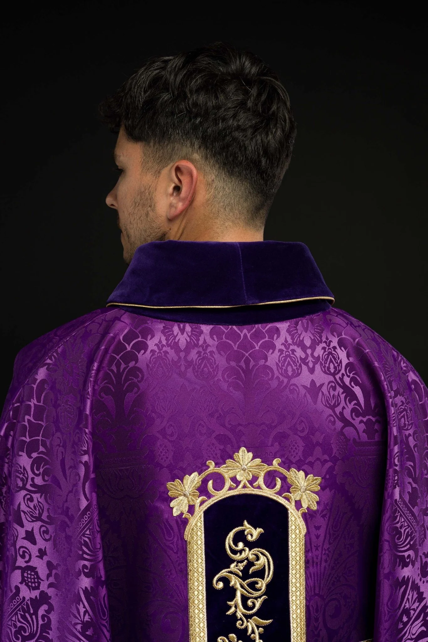 Purple chasuble with Jesus Christ on Cross embroidery - Image 7