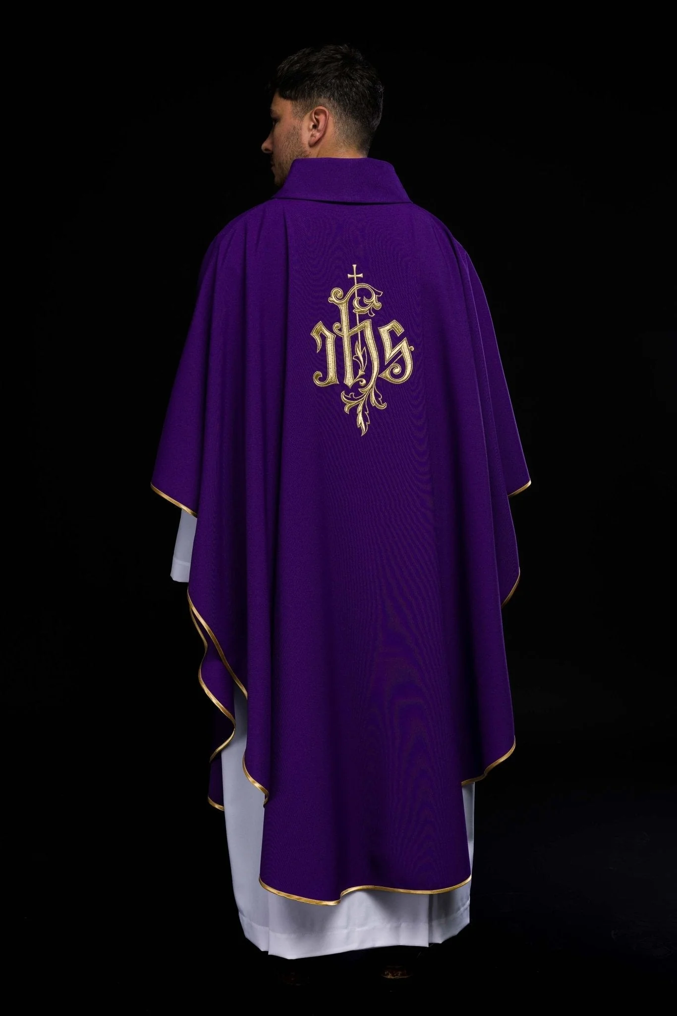 Purple chasuble with JHS gold symbol - Image 7