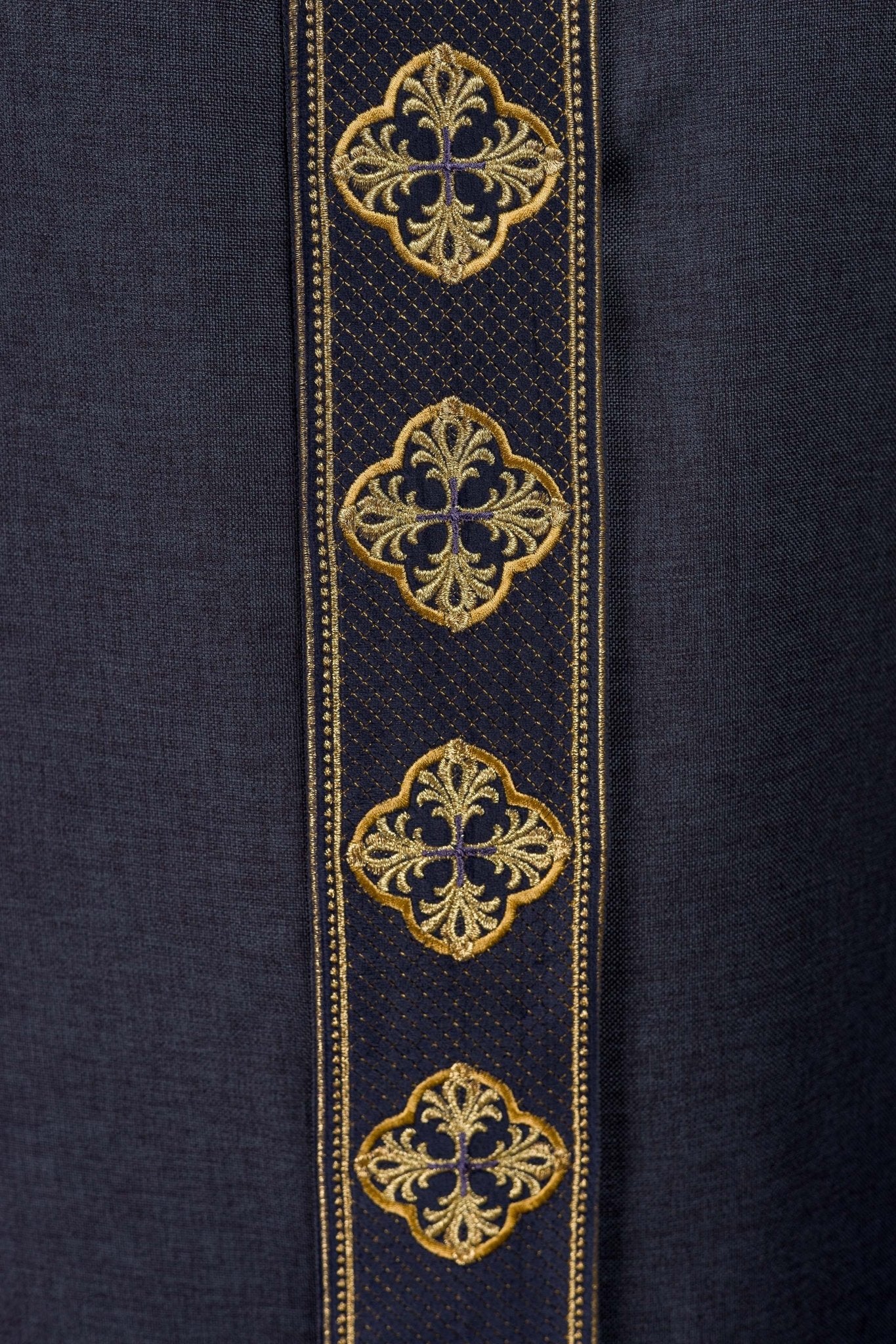 Purple priest chasuble with slim orphrey - Image 3