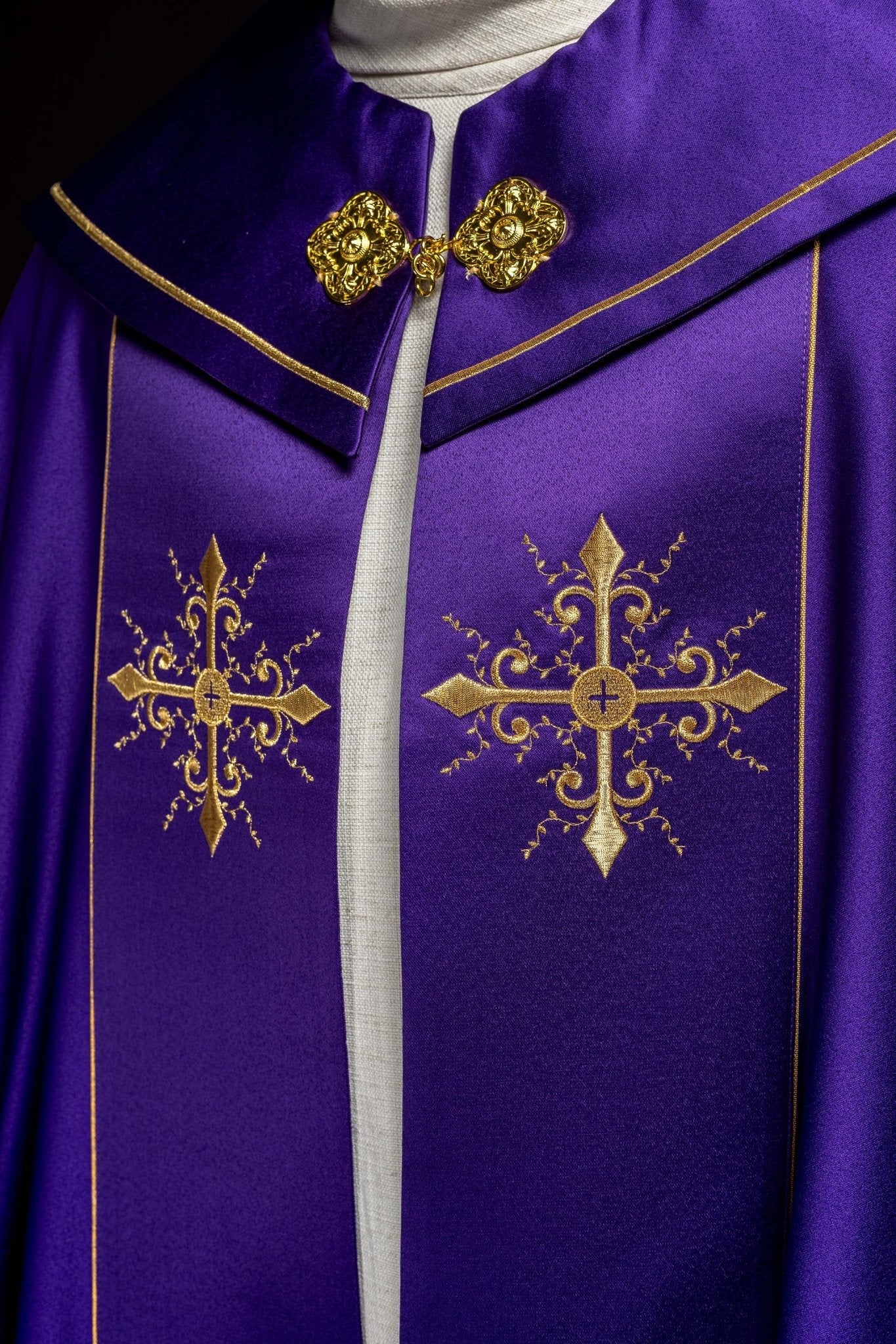 Purple priests cope emboidered - Image 3