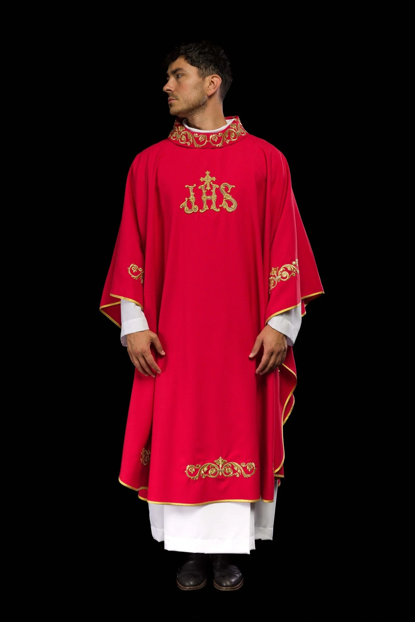 Red chasuble with embroidery around silhouette - Image 2