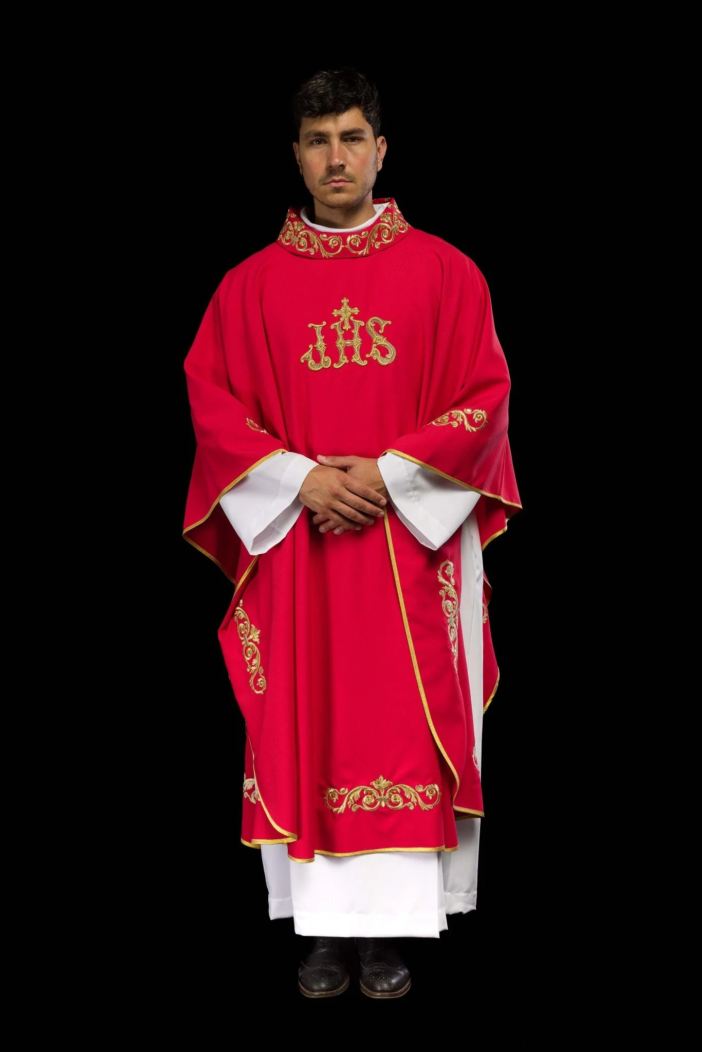 Red chasuble with embroidery around silhouette - Image 9