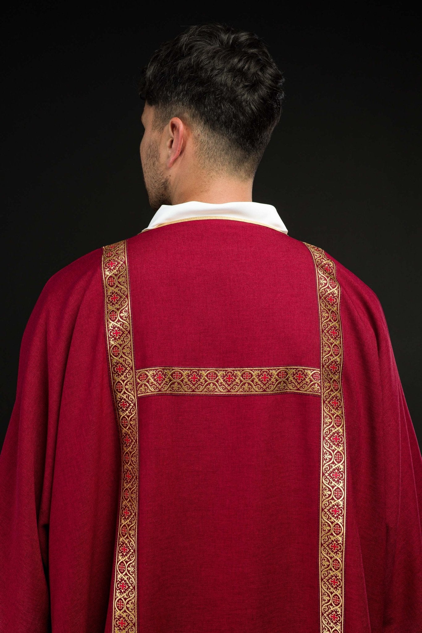 Red dalmatic decorated with gold jacquard ribbons - Image 7