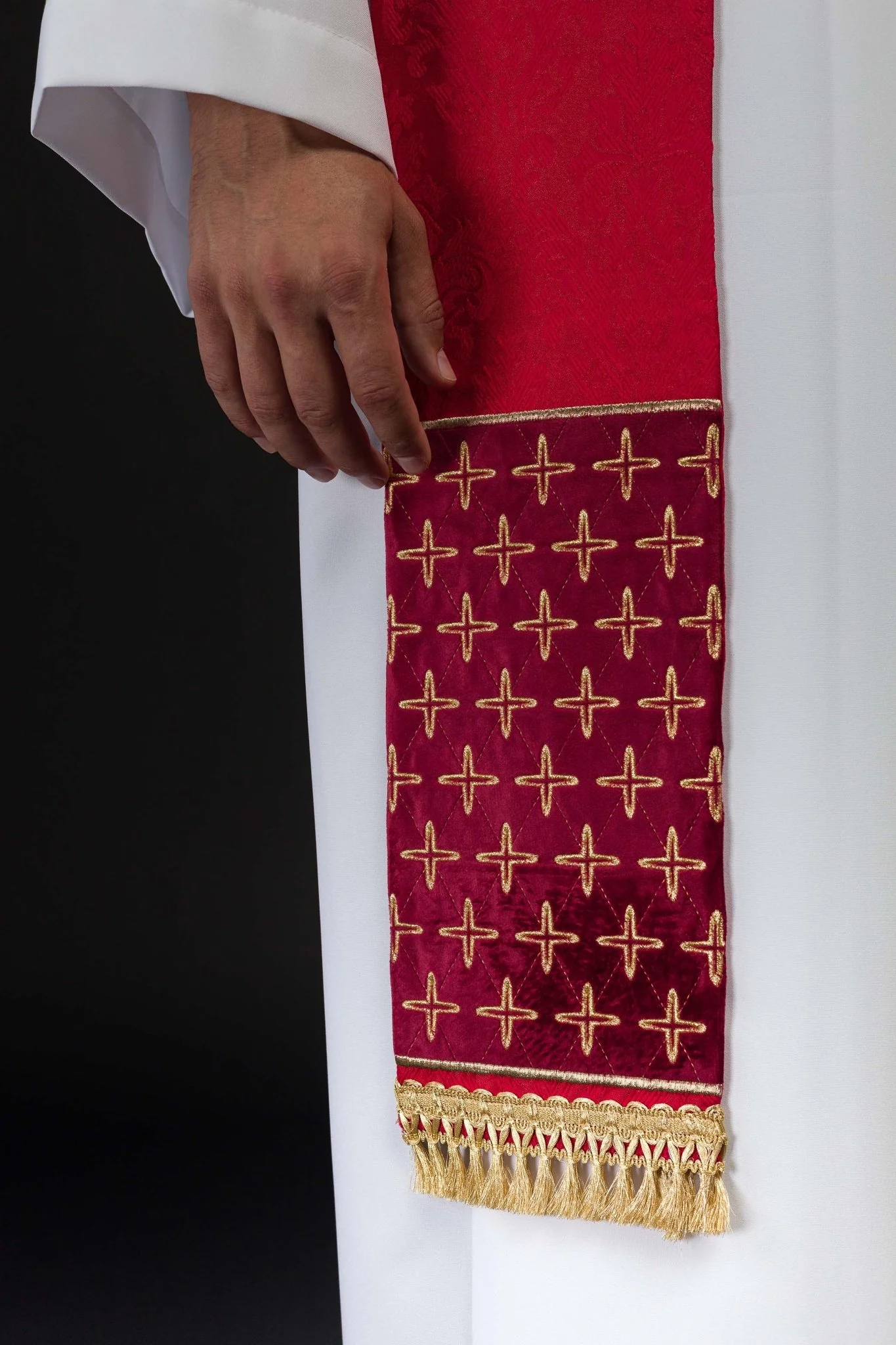 Red Embroidered Jacquard Stole with Cross Motifs - Image 4