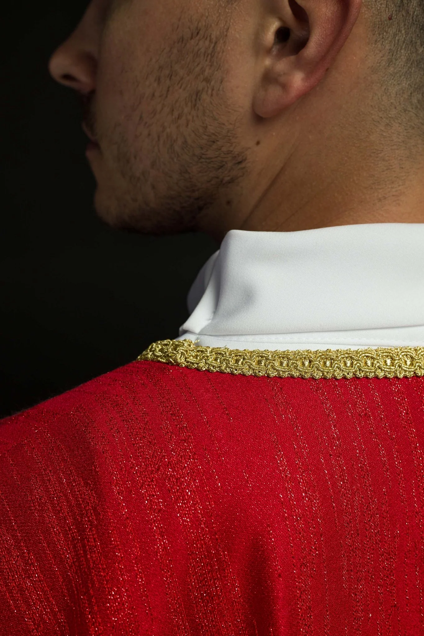 Red Liturgical Chasuble with Embroidered Cross on Decorative Fabric - Image 6
