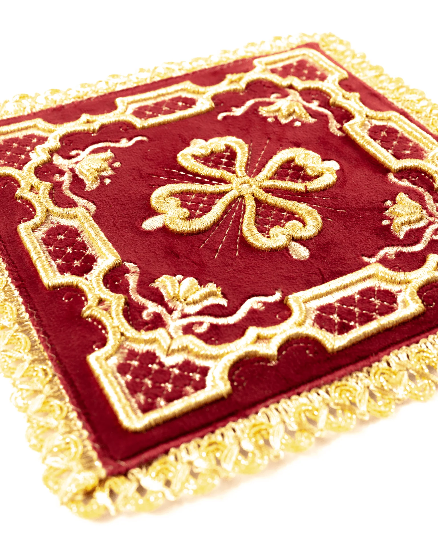 Red velvet embroidered chalice linens set - Image 2