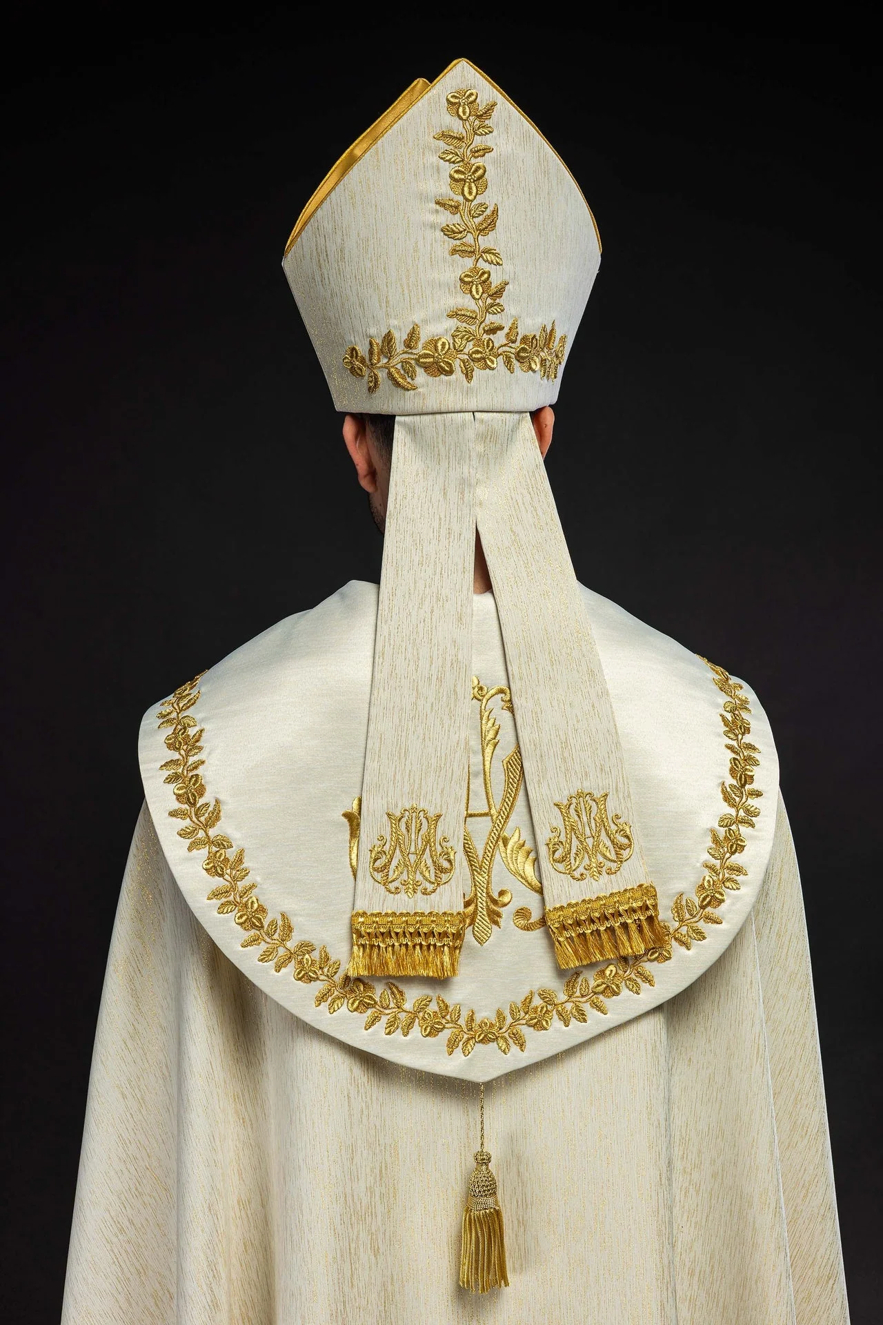 Richly Embroidered Mitre with a Marian Motif - Image 2