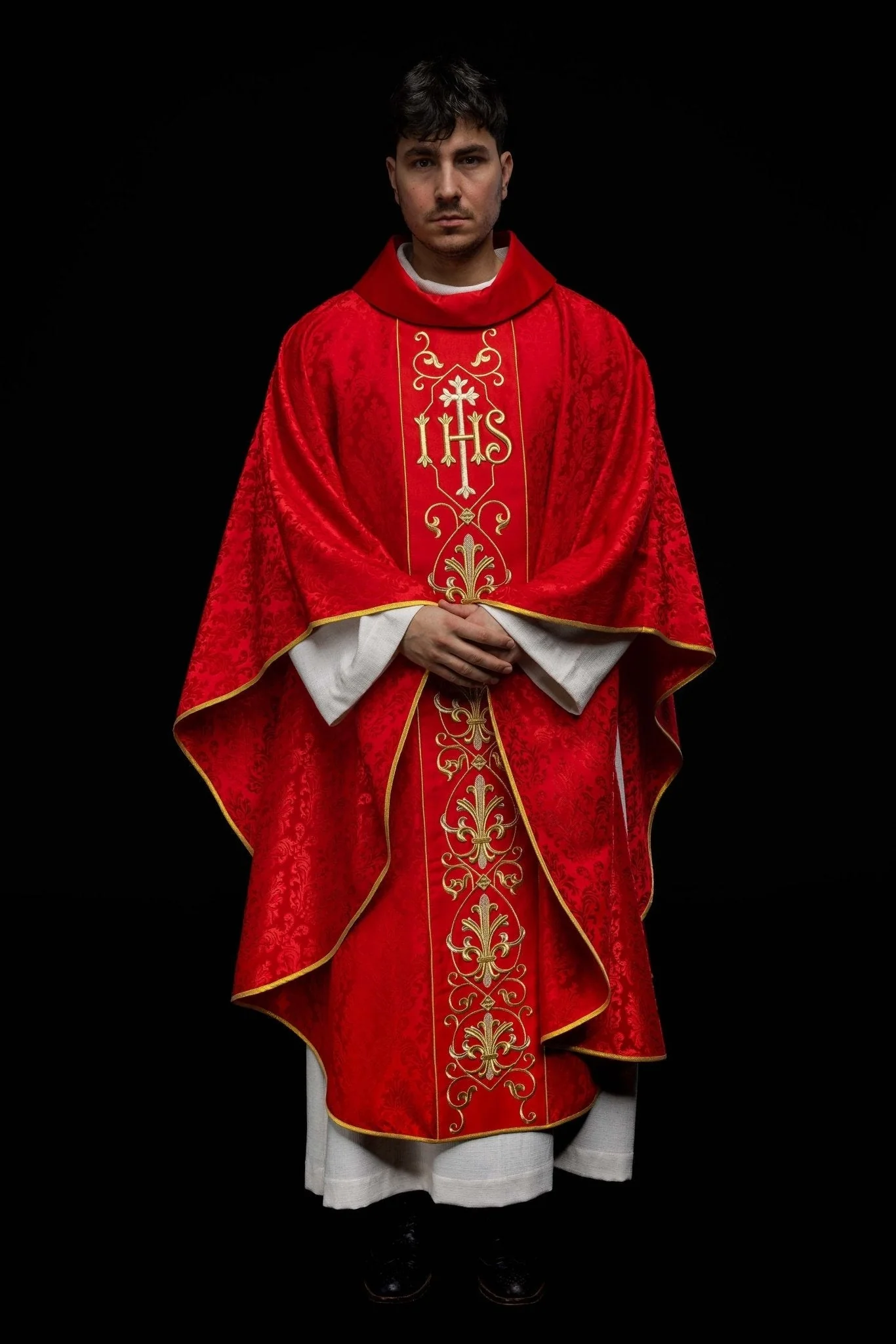 Richly embroidered red IHS chasuble - Image 8