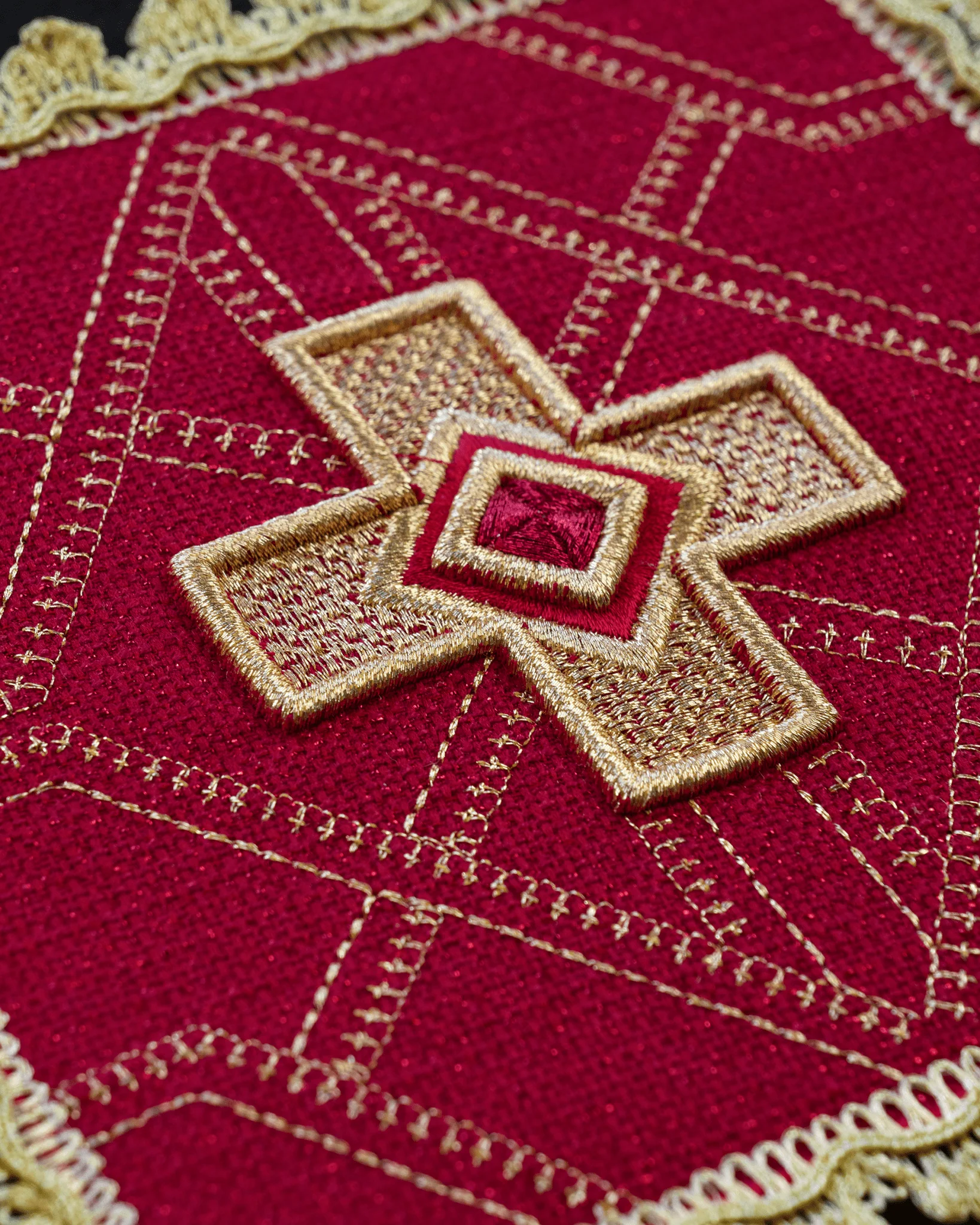 Set of four palls with golden embroidery - Image 4