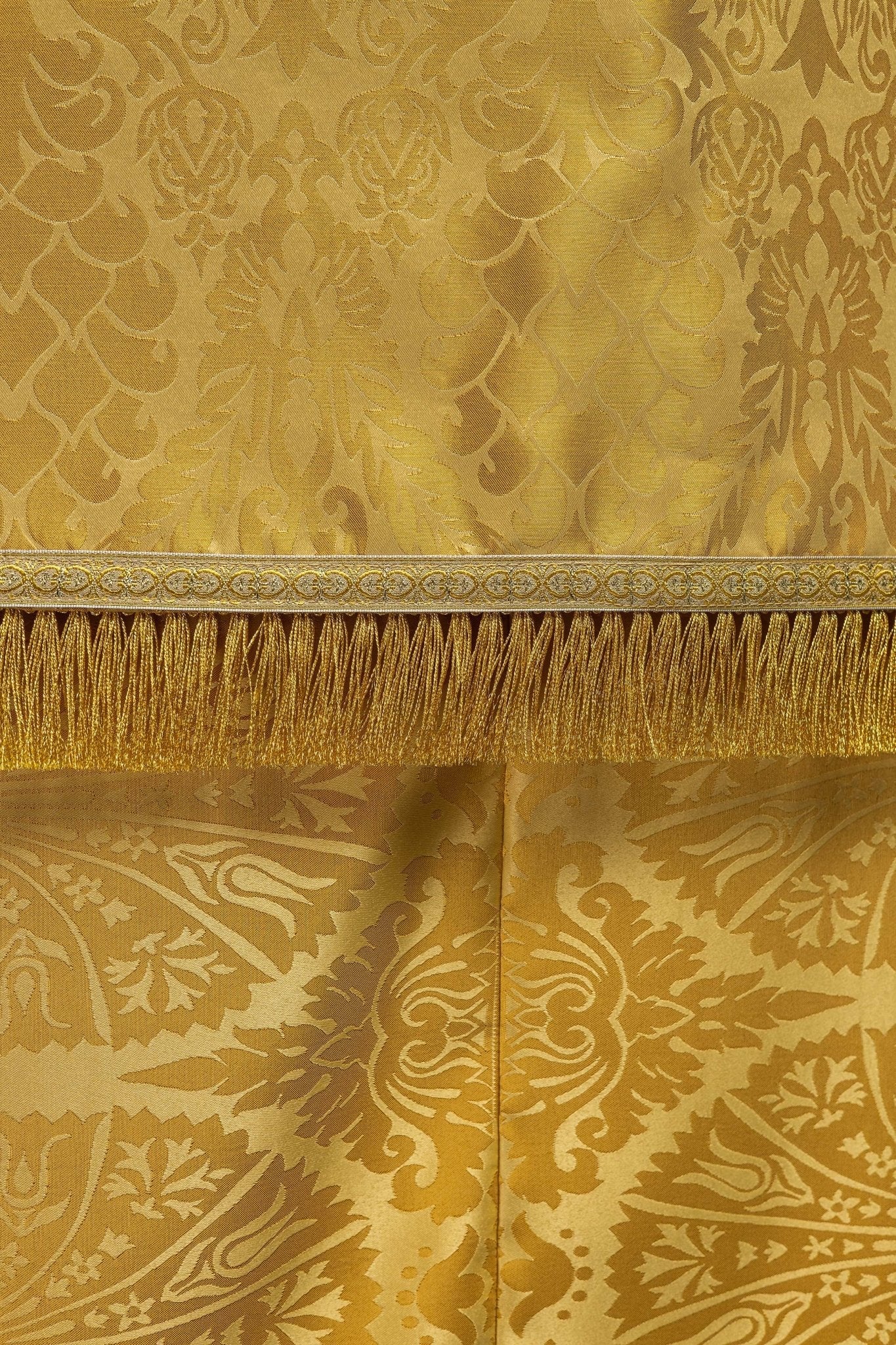 Smooth Roman Jacquard Cope - Image 10