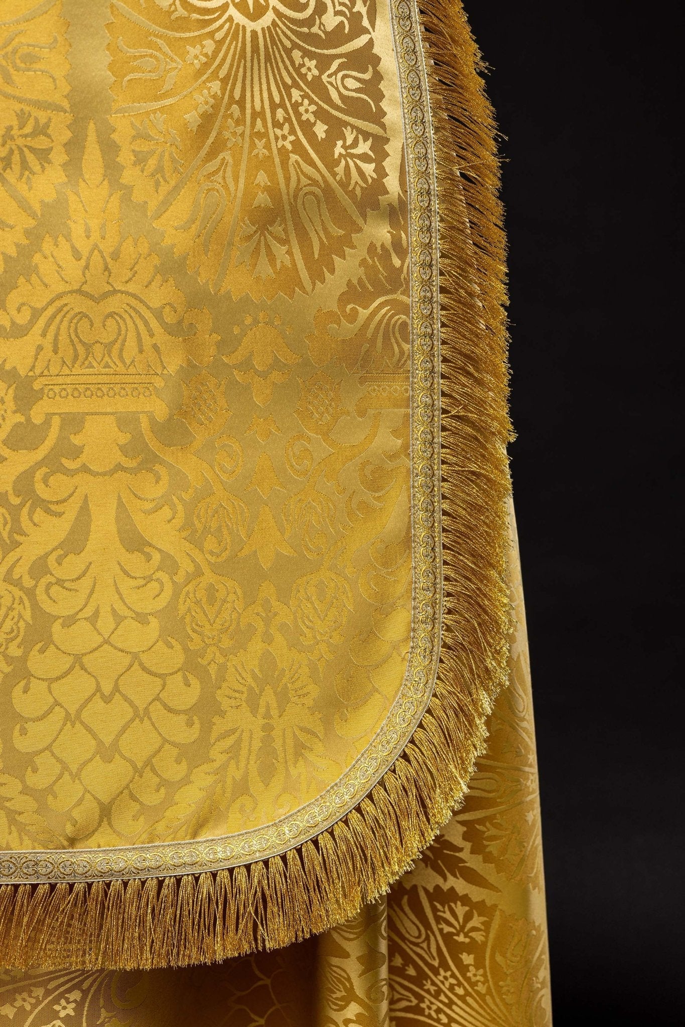 Smooth Roman Jacquard Cope - Image 11