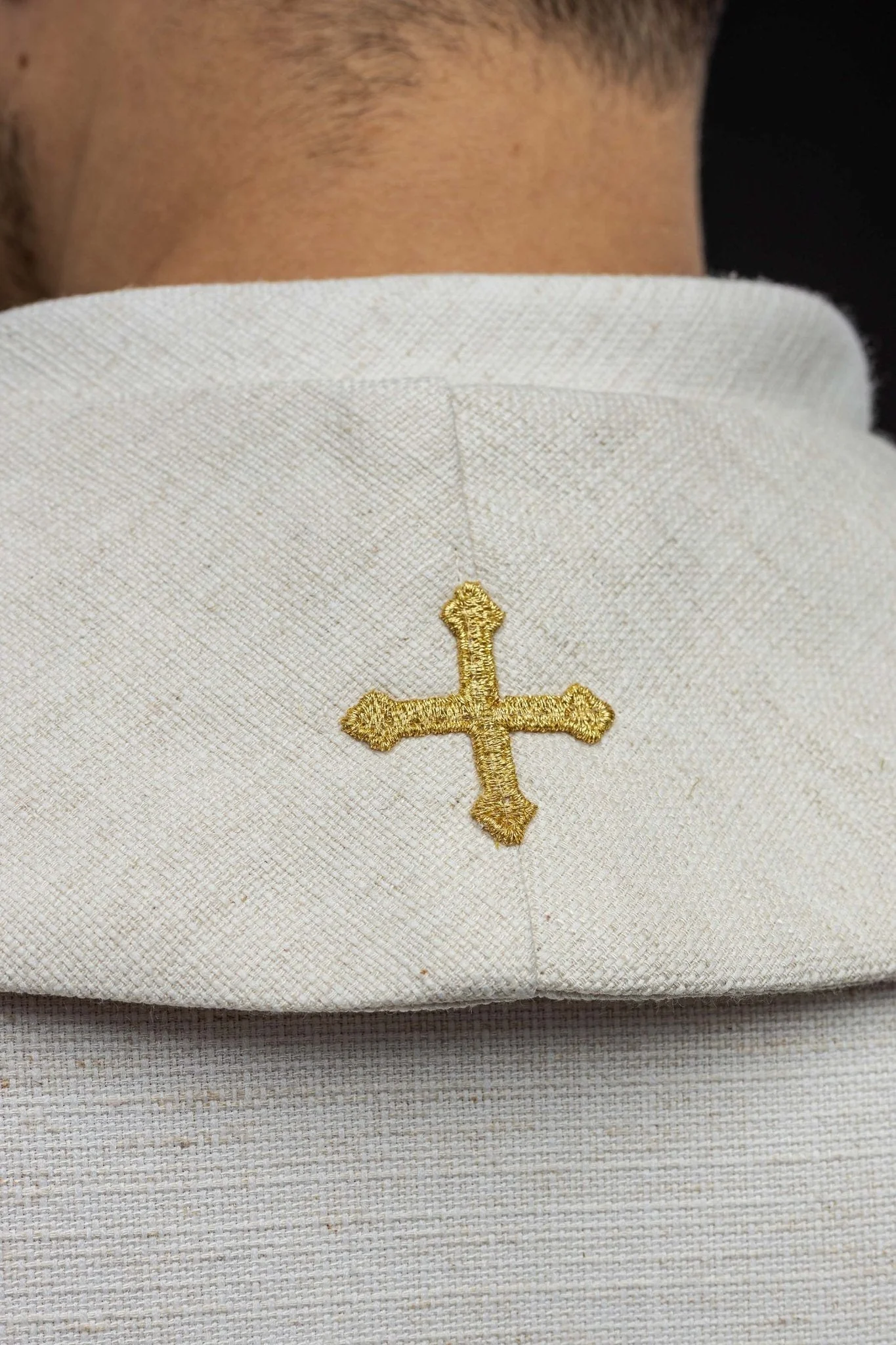 Stole embroidered with the image of Jesus the Good Shepherd with a Lamb - Image 5
