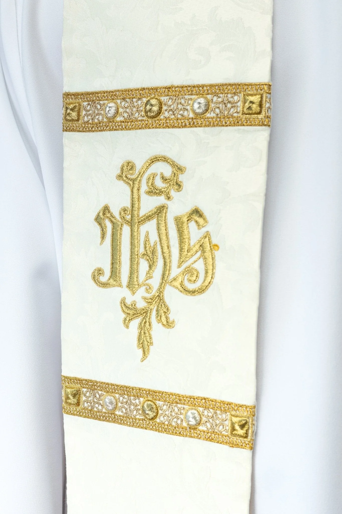 Stole with Easter Lamb, sewn on decorative fabric - Image 8