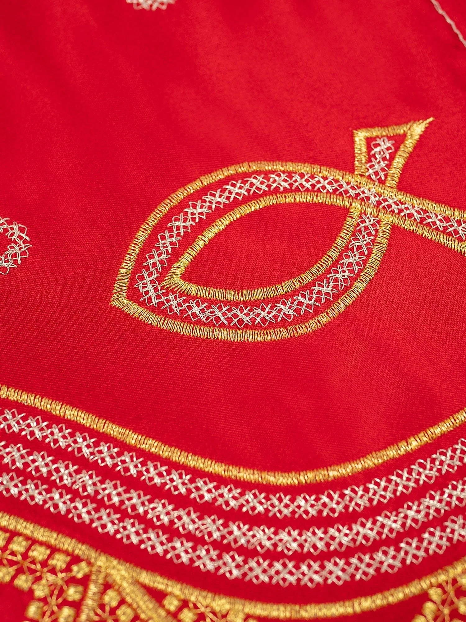 Trimmings with front embroidery PAX Red - Image 2