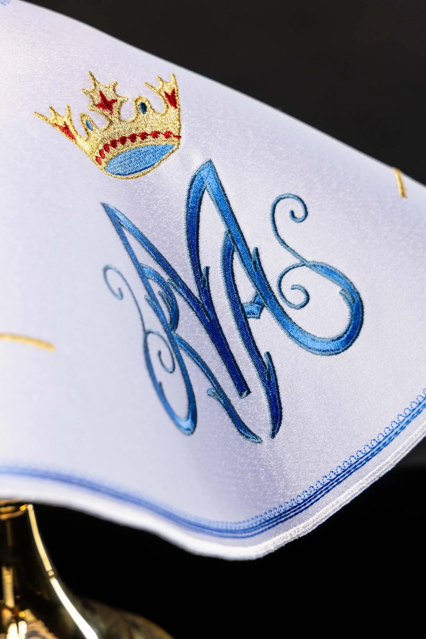 Veil for can with blue Marian embroidery - Image 5