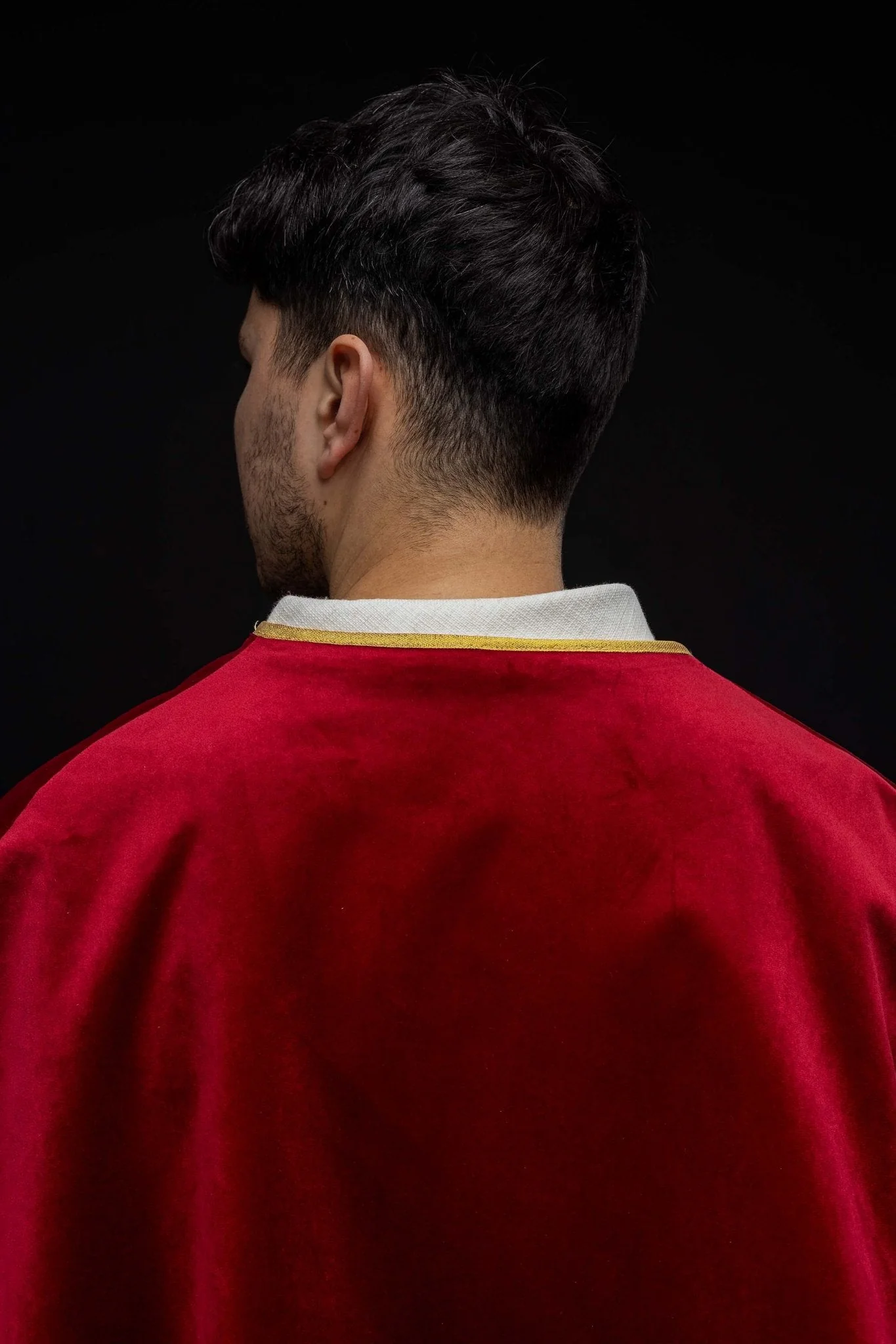Velvet altar boy cape with ties red - Image 6