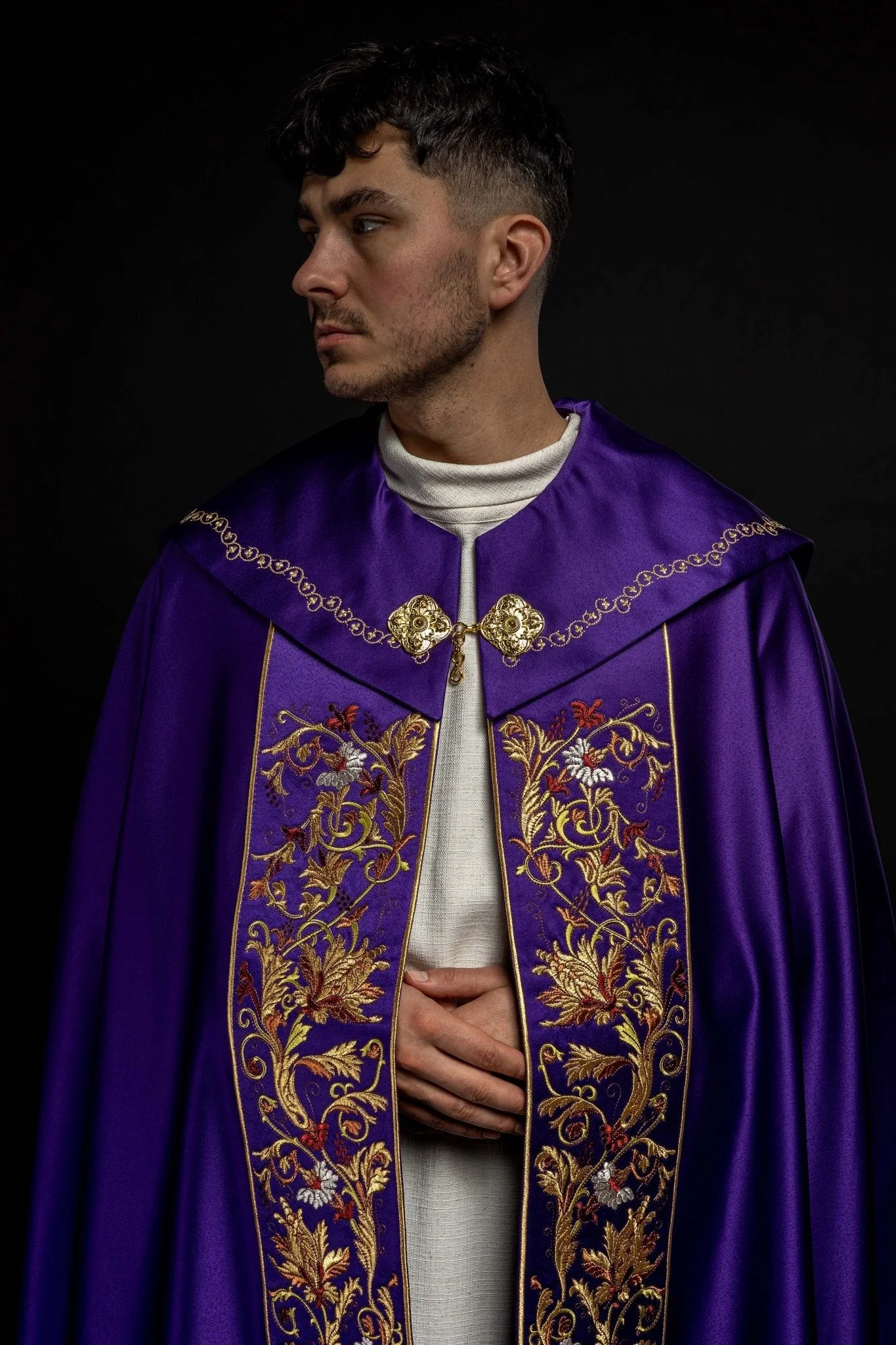 Violet cope with richly gold embroidery - Image 10